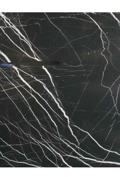 NERO MARQUINA