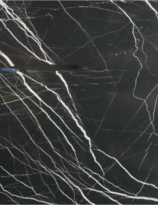 NERO MARQUINA