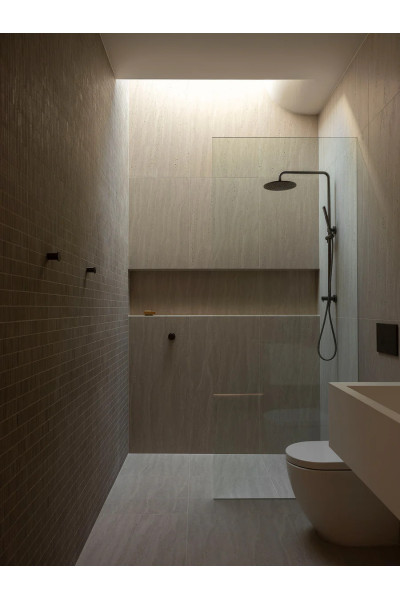 CHALK TRAVERTINE HYBRID