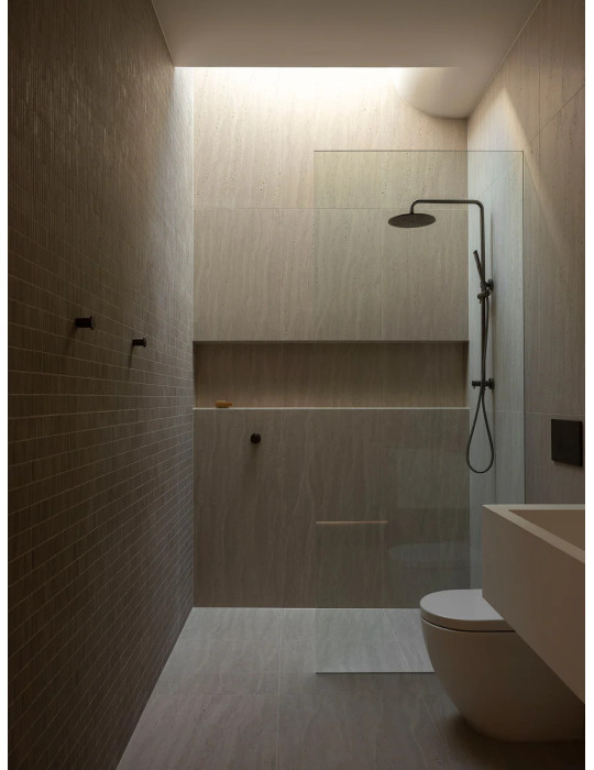 CHALK TRAVERTINE HYBRID