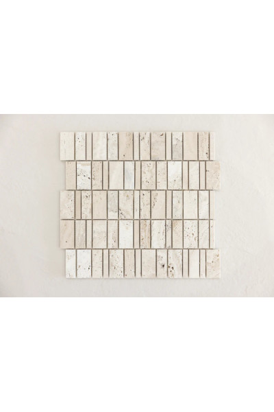 ELOWEN STONE – FREEFORM