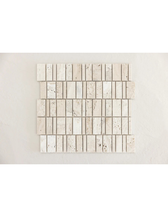 ELOWEN STONE – FREEFORM