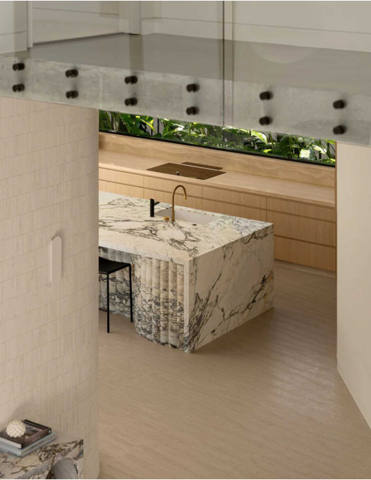 CALACATTA VIOLA MARBLE FLUTES