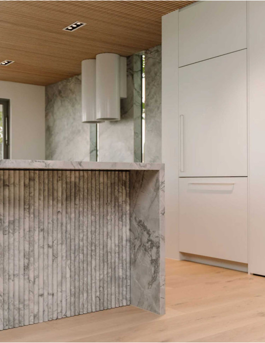 SUPERWHITE QUARTZITE FLUTES