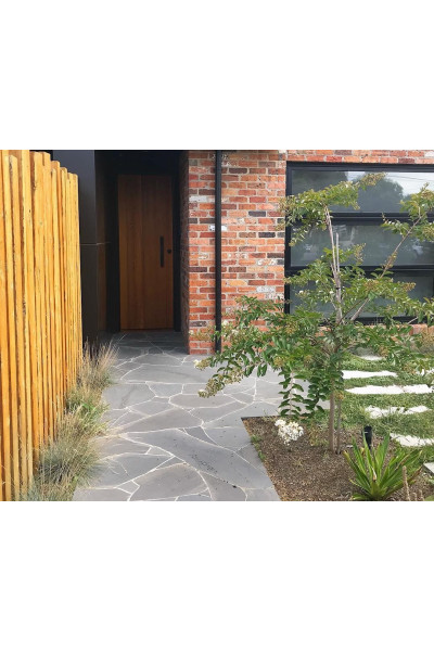 BLUESTONE CRAZY PAVING