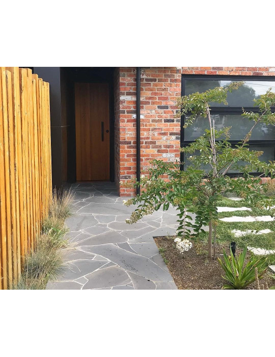 BLUESTONE CRAZY PAVING