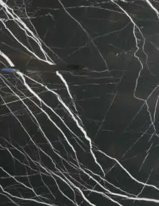 NERO MARQUINA