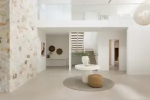 TEXTURED TILES