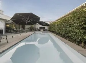 BLUESTONE POOL COPING